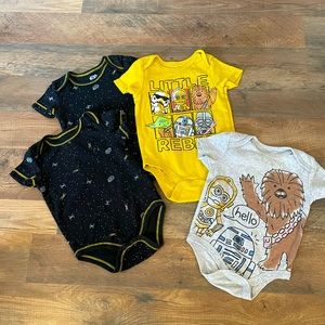 Baby Size 6-9 Months Star Wars 4 Piece Snap Onesies Bundle